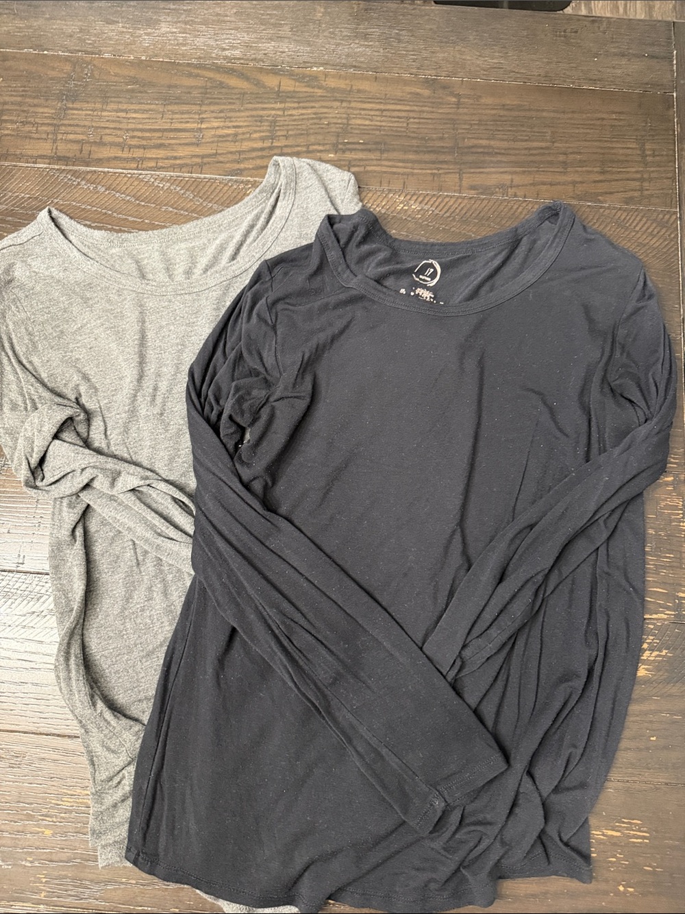Women’s Long-Sleeve Scoop Neck Top - Black & Gray bundle